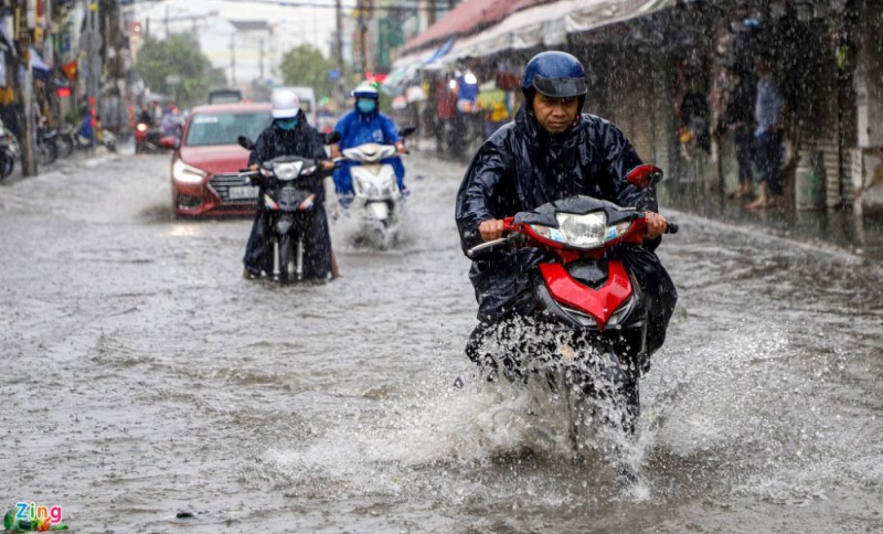 Có nên để xe ga, xe số Thuê xe máy Tuy Hoà Phú Yên dầm mưa không (2)