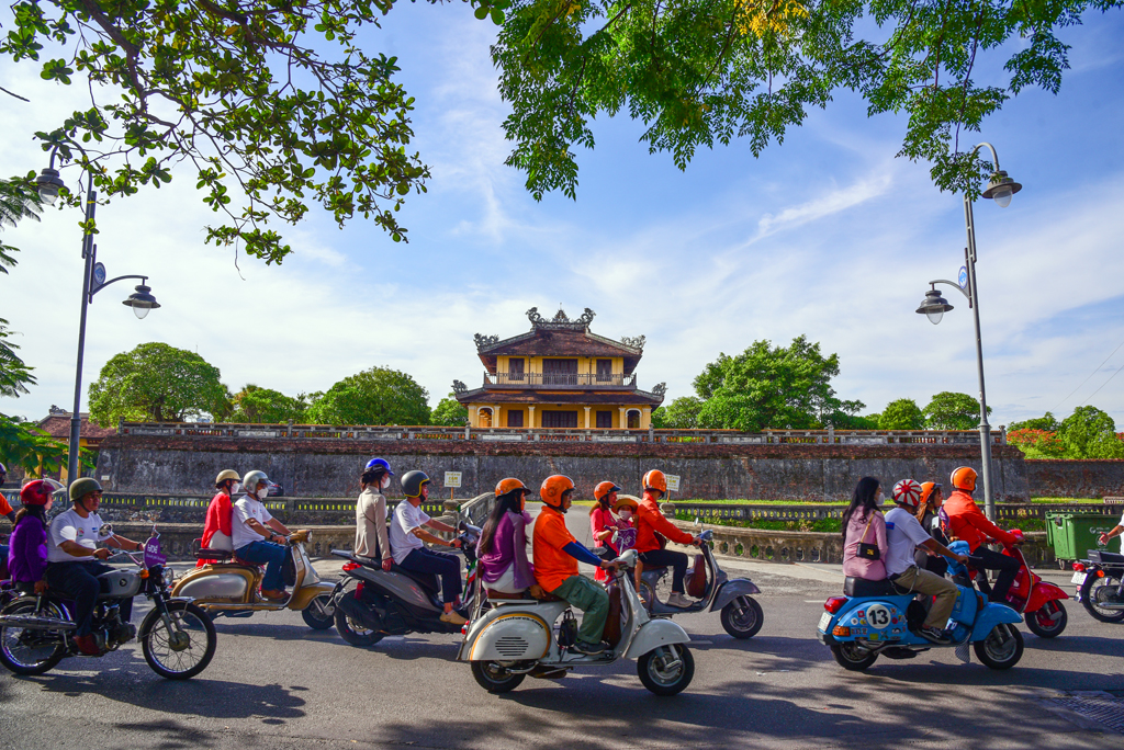 Điều cần tránh Thuê xe máy Tuy Hoà Phú Yên khi đi xe trời nắng (3)