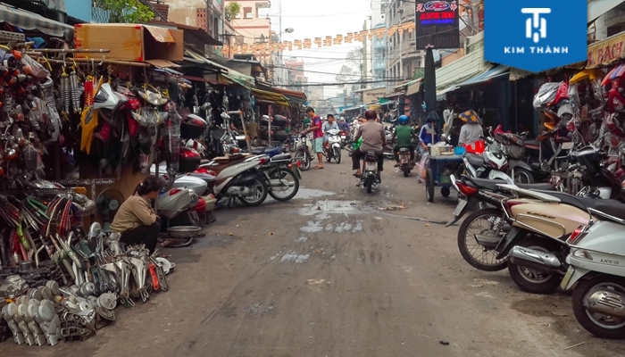Nguy hiểm dùng điện thoại Thuê xe máy Tuy Hoà Phú Yên khi đi xe (2)