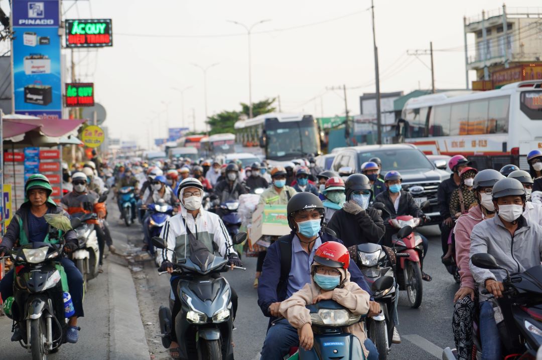 Thuê xe máy Tuy Hoà Phú Yên, 5 thói quen cần tránh khi đi xe máy (3)